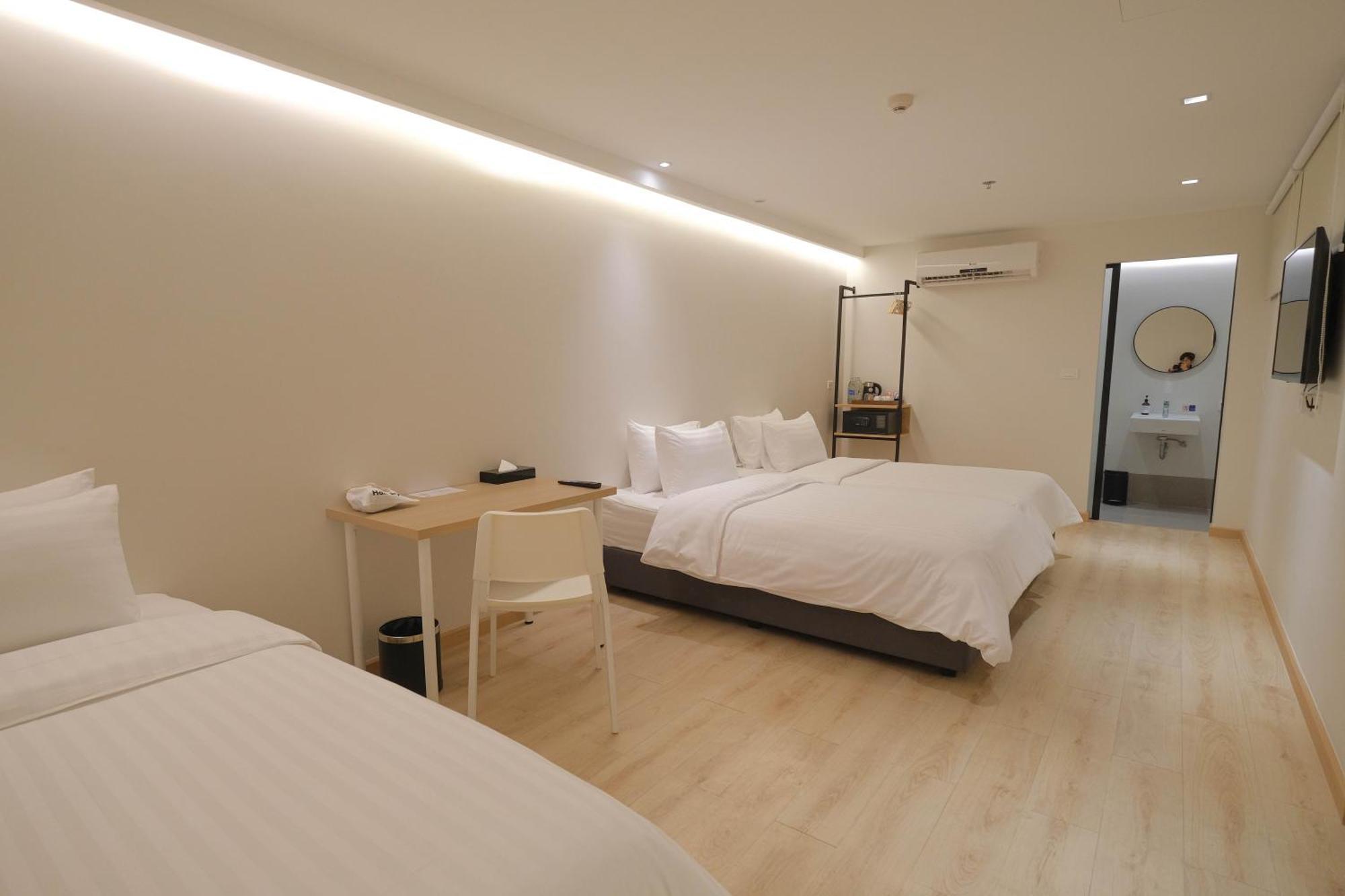 Simplestay Chatuchak, Surestay Collection By Best Western Bangkok Exteriér fotografie